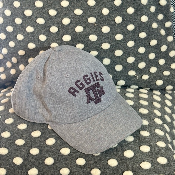 Captivating Headwear ball cap in gray with maroon letters Texas A&M. Aggie - Picture 5 of 5